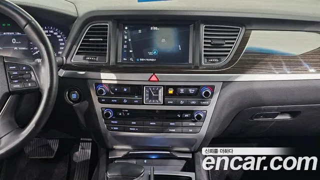 Genesis G80 — фото 14