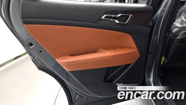 Kia Sportage — фото 25