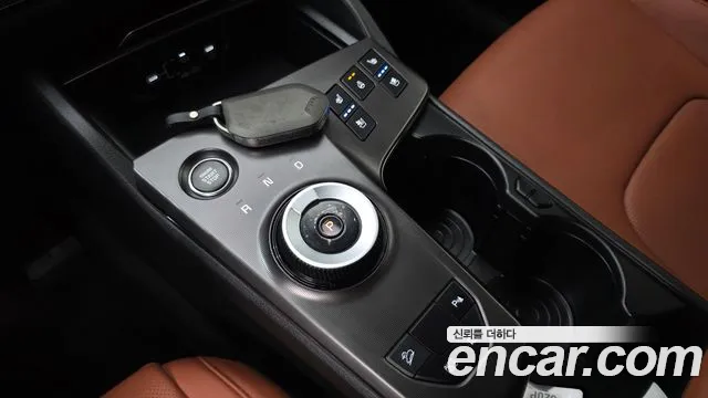 Kia Sportage — фото 9