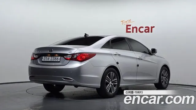 Hyundai Sonata — фото 2