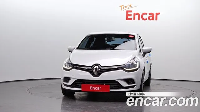 Renault Clio — фото 3