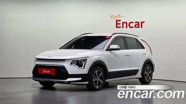 Kia Niro — фото 1