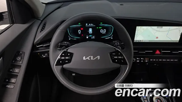 Kia Niro — фото 14