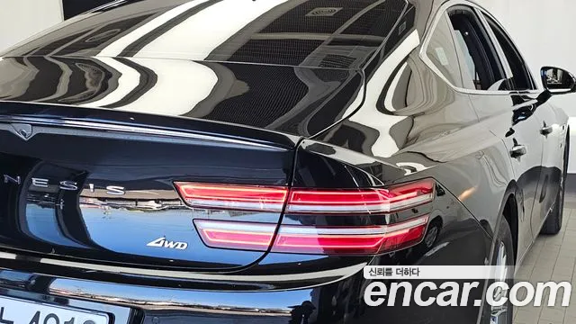 Genesis G80 — фото 23