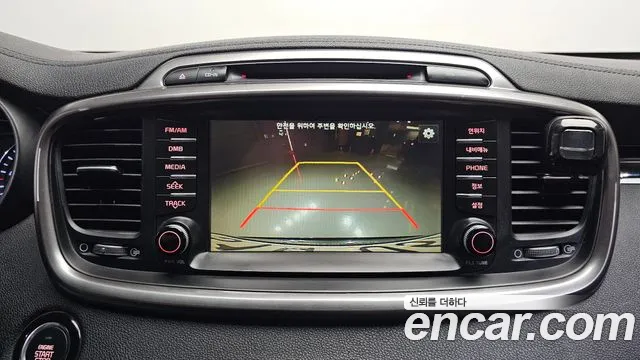 Kia Sorento — фото 15