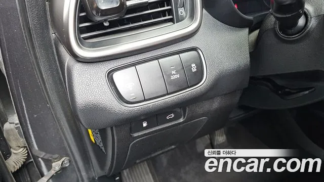 Kia Sorento — фото 16