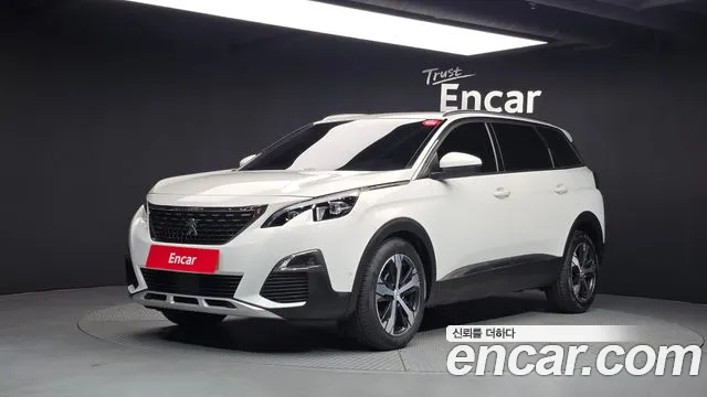 Peugeot 5008 — фото 1