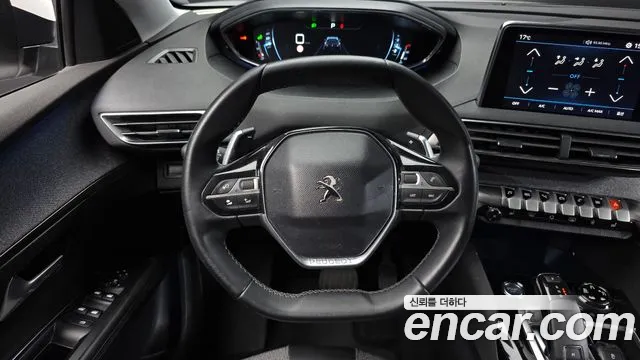 Peugeot 5008 — фото 13