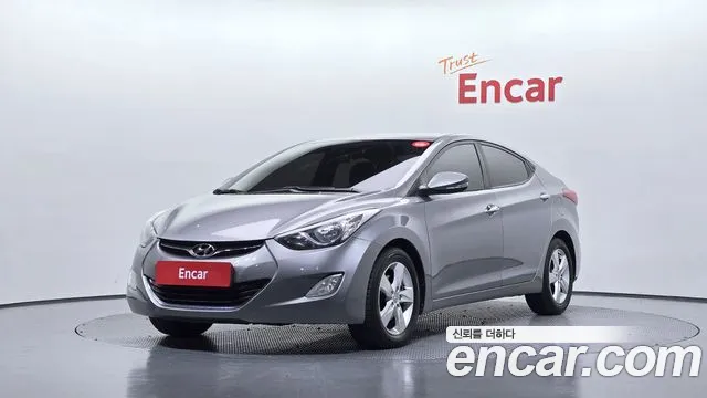Hyundai Avante — фото 1