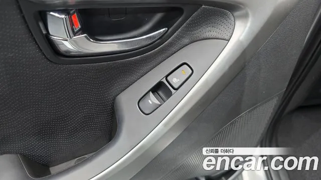 Hyundai Avante — фото 19