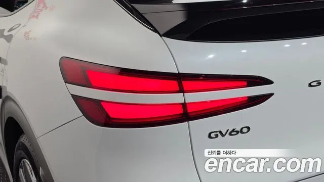 Genesis GV60 — фото 23