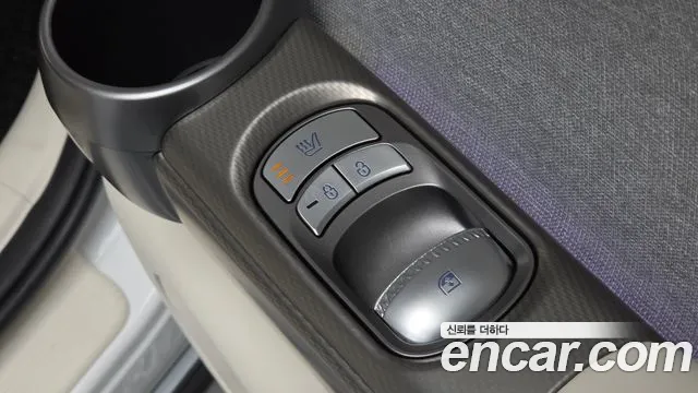 Genesis GV60 — фото 43
