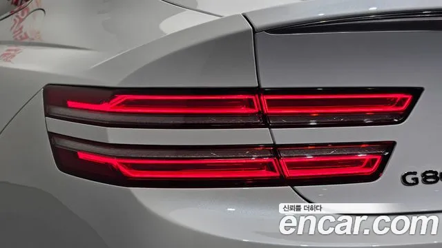 Genesis G80 — фото 23