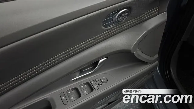 Hyundai Avante — фото 16