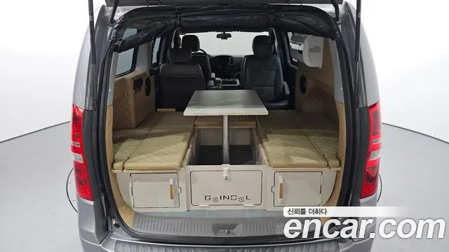 Hyundai Starex — фото 19
