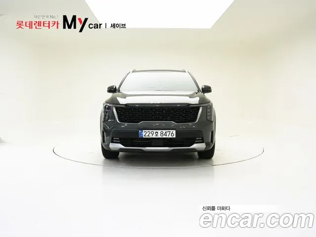Kia Sorento — фото 8
