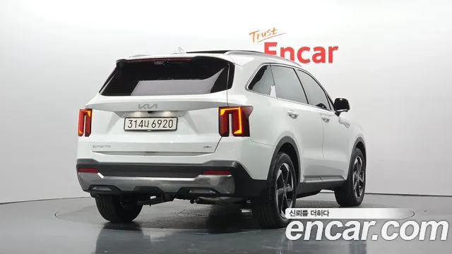 Kia Sorento — фото 2