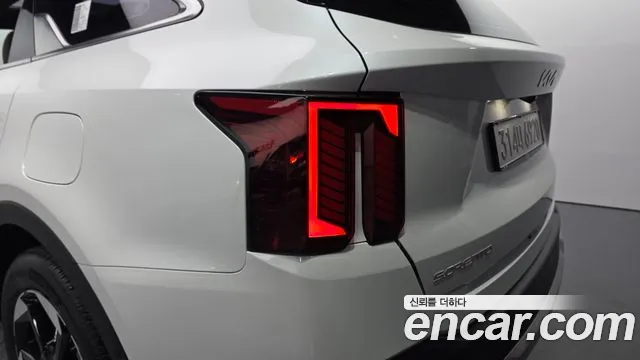 Kia Sorento — фото 23