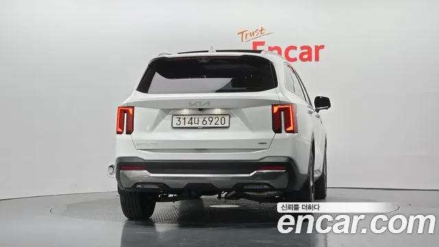 Kia Sorento — фото 4