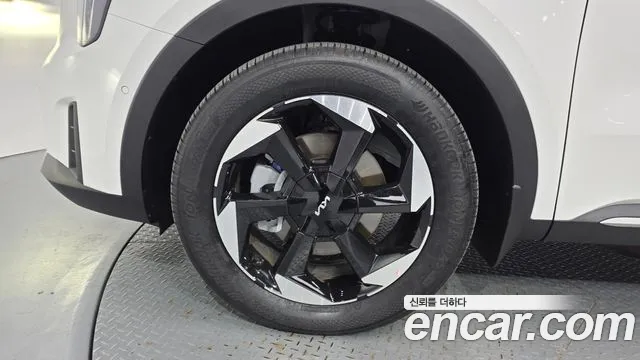 Kia Sorento — фото 5