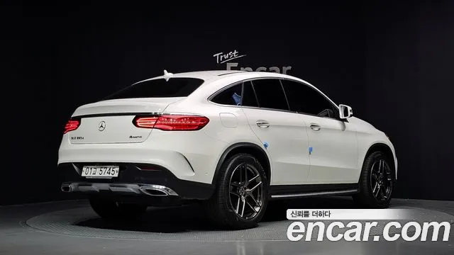 Mercedes-Benz GLE-Class — фото 2