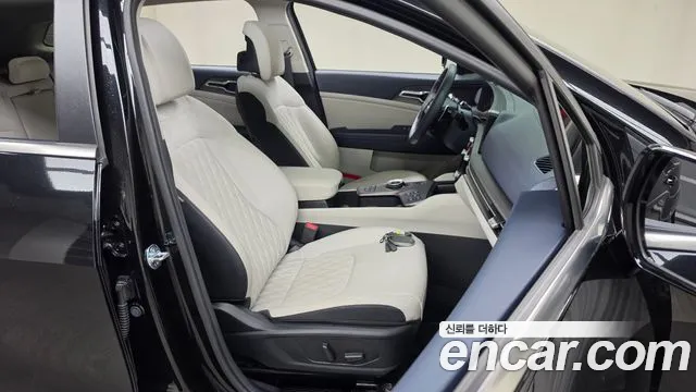 Kia Sportage — фото 11
