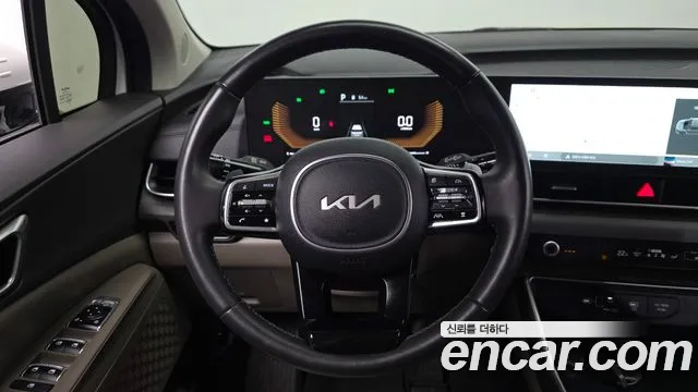 Kia Carnival — фото 14