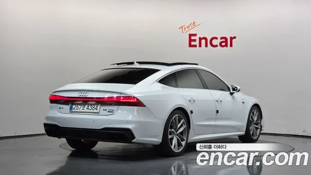 Audi A7 — фото 2