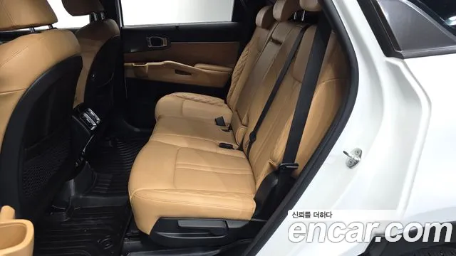 Kia Sorento — фото 11