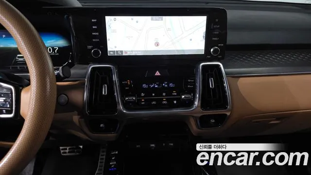 Kia Sorento — фото 13