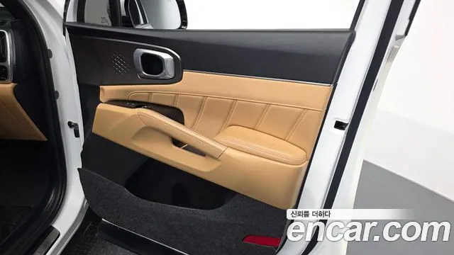 Kia Sorento — фото 24