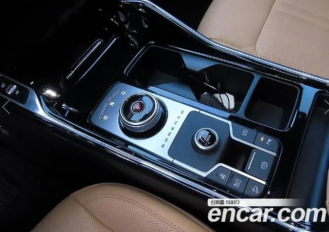 Kia Sorento — фото 11