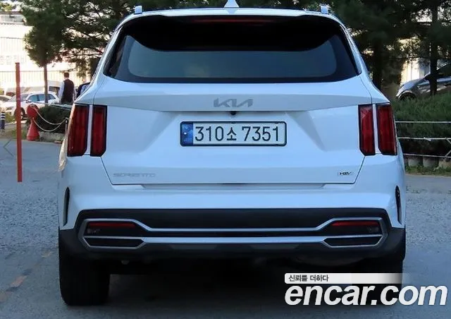 Kia Sorento — фото 4