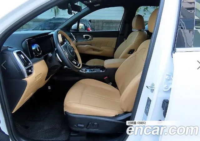 Kia Sorento — фото 5