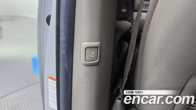 Kia Carnival — фото 30