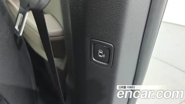 Kia Carnival — фото 28