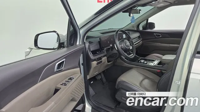 Kia Carnival — фото 10