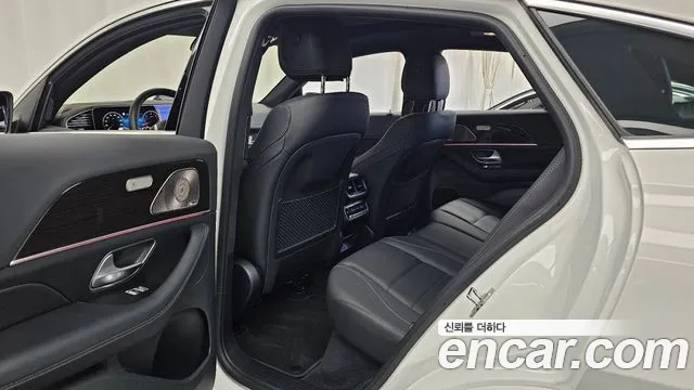Mercedes-Benz GLE-Class — фото 12