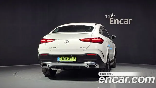 Mercedes-Benz GLE-Class — фото 4