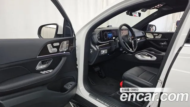 Mercedes-Benz GLE-Class — фото 10