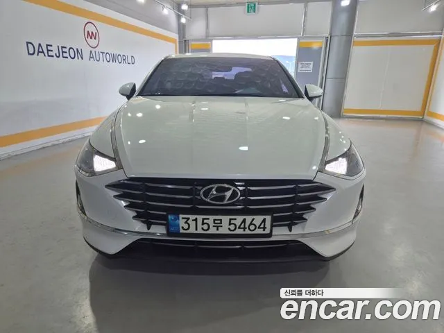 Hyundai Sonata — фото 1