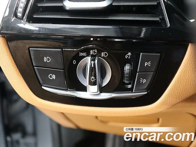 BMW 5-Series — фото 10