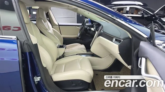 Tesla Model S — фото 10
