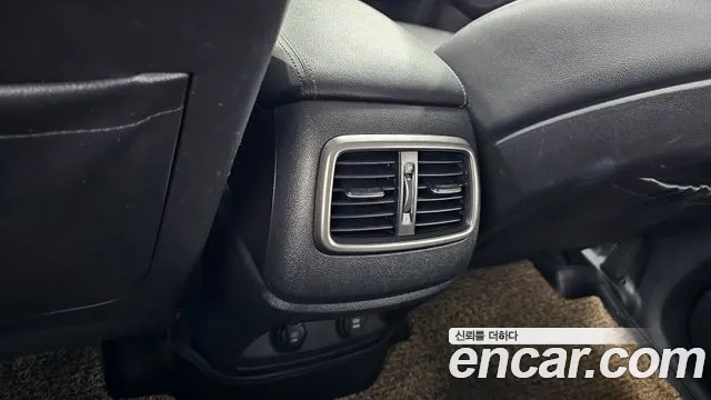 Kia Sorento — фото 18