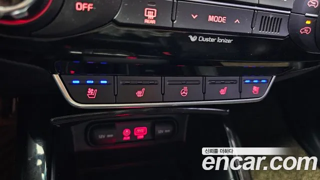 Kia Sorento — фото 31