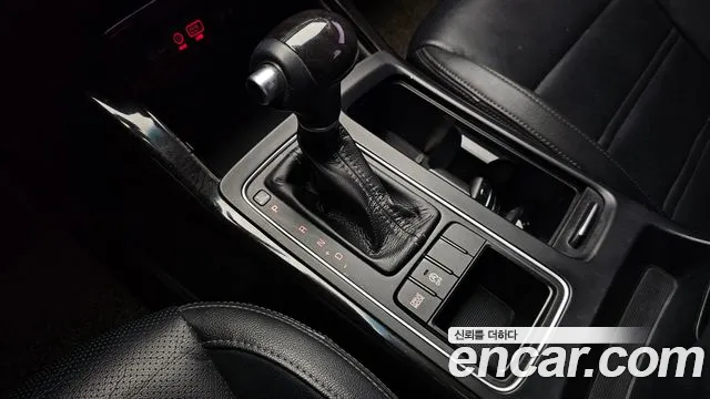 Kia Sorento — фото 9