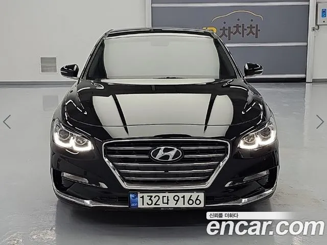 Hyundai Grandeur — фото 1