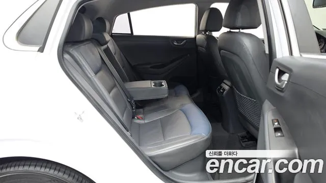 Hyundai Ioniq 5 — фото 11