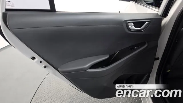 Hyundai Ioniq 5 — фото 25