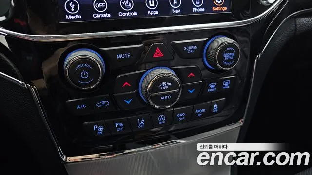 Jeep Cherokee — фото 29